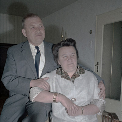 Gründung der Firma Rumsauer - Der Grundstein ist gelegt Gründung der Firma Rumsauer - Der Grundstein ist gelegt