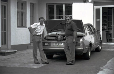 Blut ist dicker als Wasser - Familie Blut ist dicker als Wasser - Familie